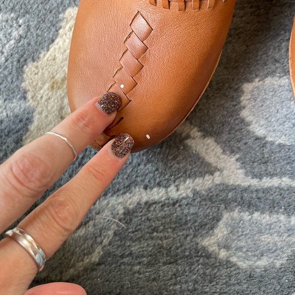 UGG Leather Clogs Size 7 - Picture 4 of 9